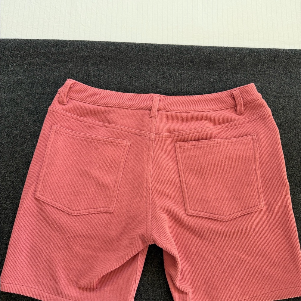 Postmarc Shorts Men 32” waist / 7" inseam, knit corduroy stretch. Red/pink, slim - Picture 2 of 5